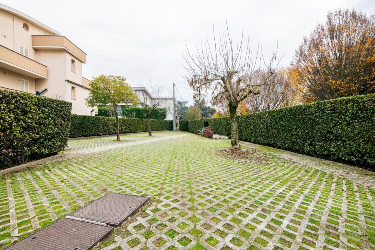 Appartamento Le Cornici Lucca Exterior foto